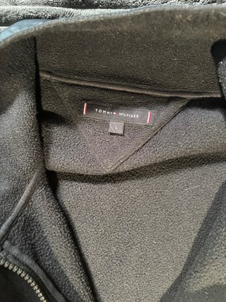 Polar Tommy Hilfiger Negro y Amarillo