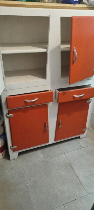 Armario Cocina Vintage Naranja y Blanco
