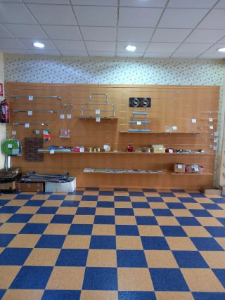 Paneles de Lamas de madera para tienda