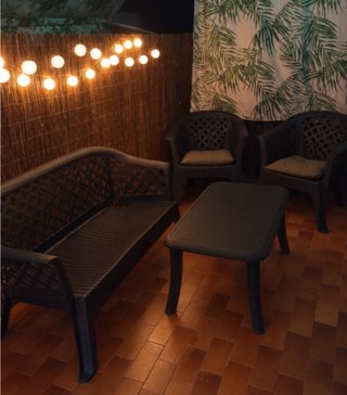 Conjunto terraza: banco, 2 sillones y mesa