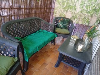 Conjunto terraza: banco, 2 sillones y mesa