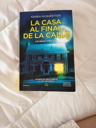 La casa al final de la calle