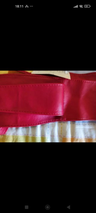 Cinturón lazo rojo