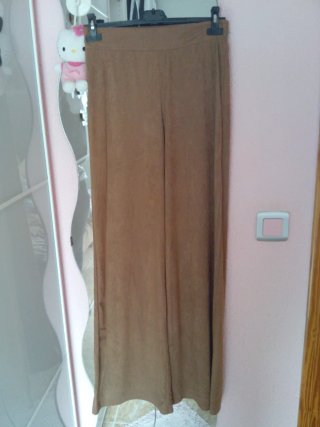 Pantalón ancho Nuevo