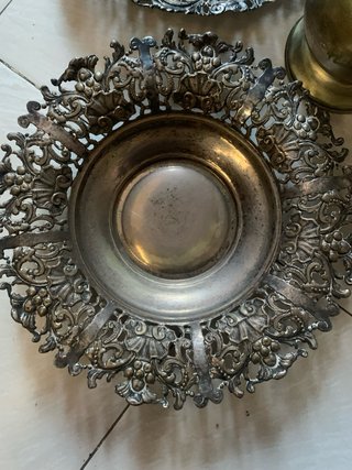 Jarra y platos antiguos decorativos