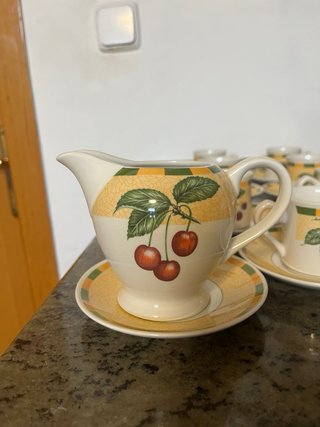 Juego de 12 tazas de café con platillos