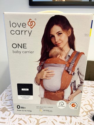 Mochila portabebés Love & Carry ONE Truffle