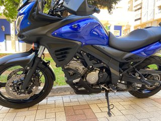 SUZUKI 650 V STROM