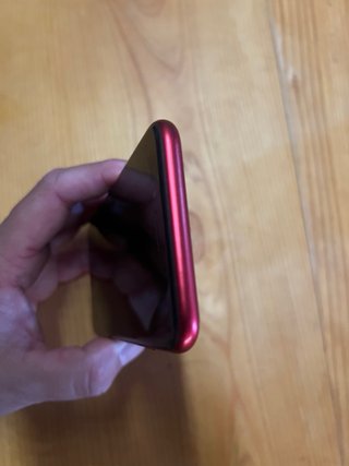 iPhone SE 64GB Rojo