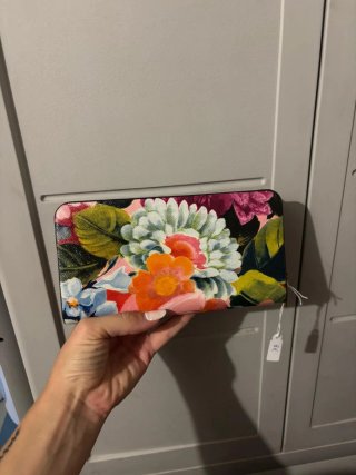 Cartera de flores