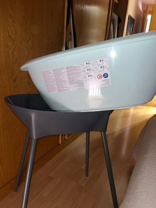 Bañera para bebé con soporte