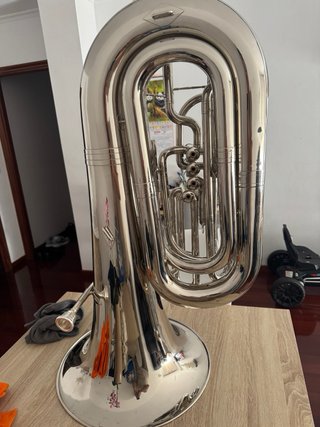 Tuba St. Petersburg Sib 4 pistones Model 203N