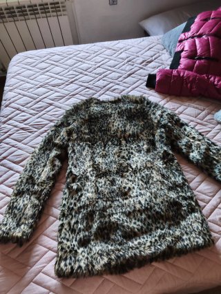 Abrigo estampado animal print
