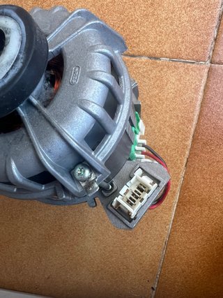 Motor ventilador secadora Beko DPU 7440