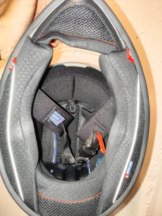 Casco de moto gris RYMIC