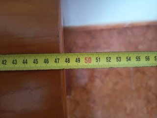 Mesita de noche de madera