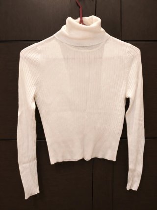 Camiseta Zara Cuello Alto Blanca Talla S