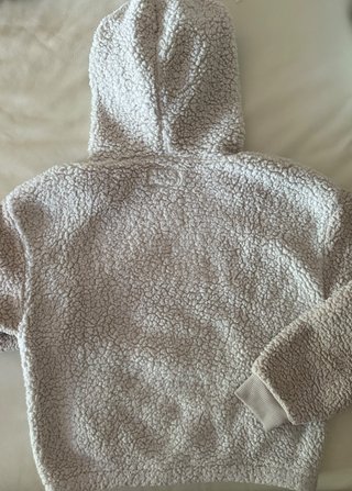 Sudadera polar borreguito beige con capucha