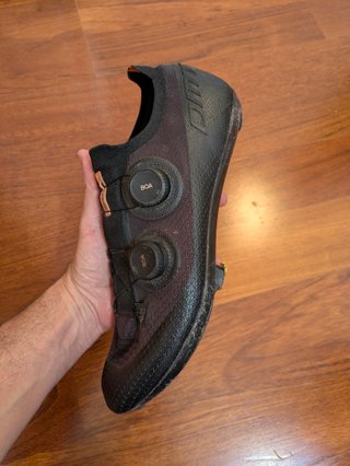 Zapatillas DMT KRO talla 43.