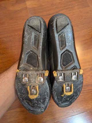 Zapatillas DMT KRO talla 43.