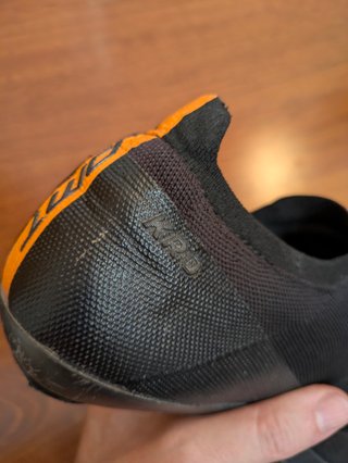 Zapatillas DMT KRO talla 43.