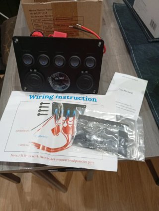 Panel de interruptores HY1024