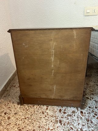 2 comodini in legno
