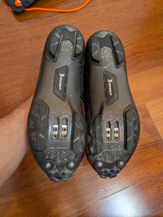 Zapatillas DMT KM0 EVO talla 41.5.