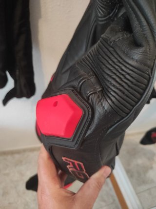 Mono de moto Bela de una pieza Talla 52.