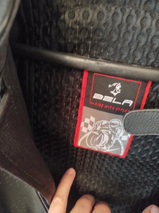 Mono de moto Bela de una pieza Talla 52.
