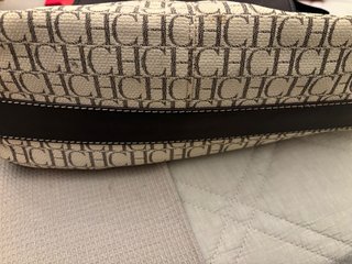 Bolso CH Carolina Herrera Beige y Marrón.Caracas