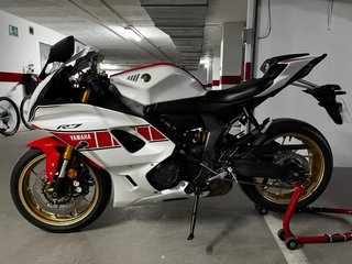 Yamaha R7 60 Aniversario