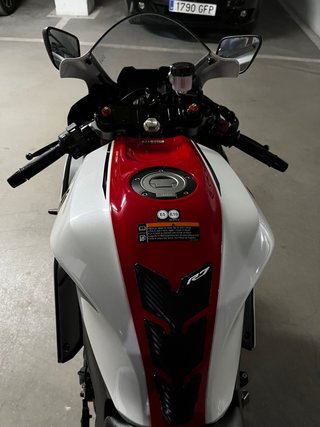 Yamaha R7 60 Aniversario