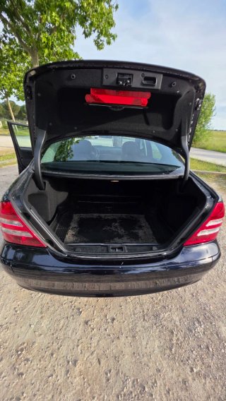 Mercedes-Benz Clase C 2006
