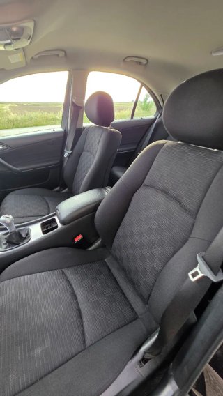 Mercedes-Benz Clase C 2006