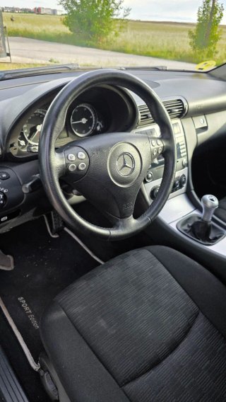 Mercedes-Benz Clase C 2006