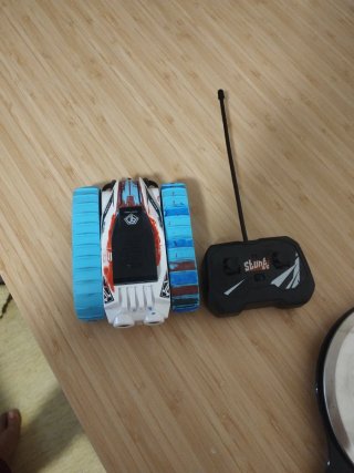 Coche teledirigido Stunt RC (no funciona)