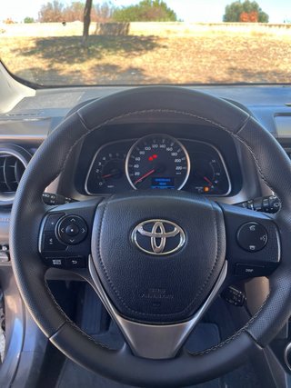 Toyota RAV4 2015