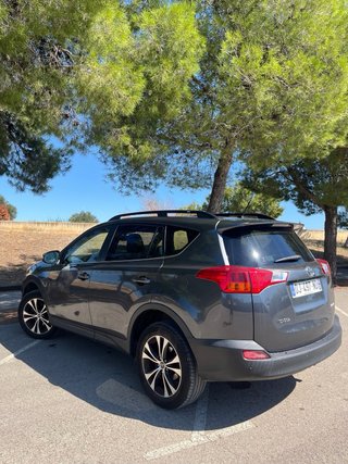 Toyota RAV4 2015
