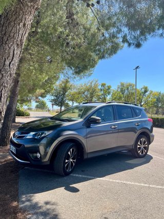 Toyota RAV4 2015