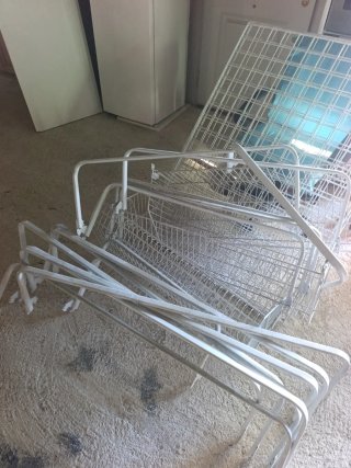 Estanterías metálicas para tienda