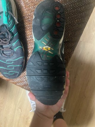 Sneakers Nike TN Air Max nere e verdi
