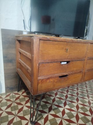 Cajonera aparador de madera. Mesa TV