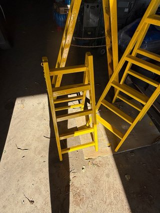 Conjunto de 3 escaleras de madera