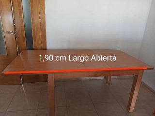 Mesa y 6 sillas de comedor