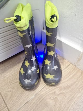 Botas de agua Tuc Tuc estrellas con luz.