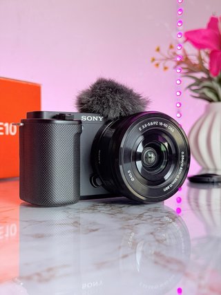 Sony ZV-E10 + Objetivo