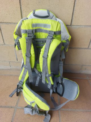 Mochila montaña plegable verde