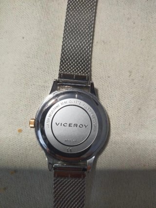 Reloj Viceroy Dorado y Plateado