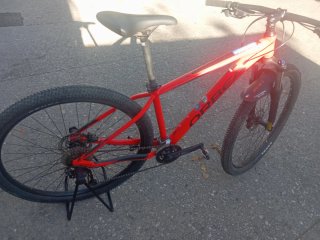Bicicleta MTB Orbea Roja..29